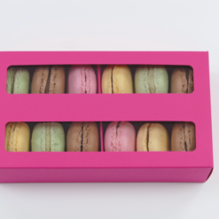 Macarons-Verpackung für 12 Stück mit Karton-Schuber und Sichtfenster